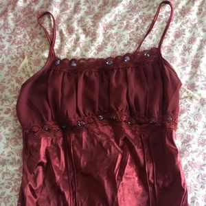 Maroon tank top